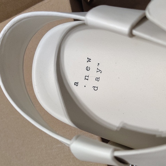 A New Day Penelope Sandals In Bone Size Women's 9.5 - Picture 9 of 12